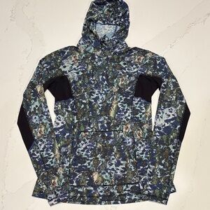 Lululemon Runbeam Floral Long Sleeve 1/4 zip Hoodie Sport Size